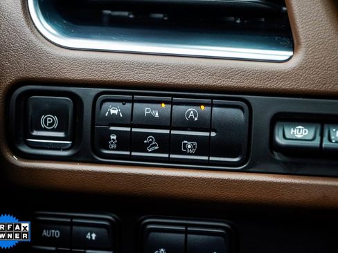 Used 2023 Chevrolet Tahoe High Country w/ Premium Package 2 image 29