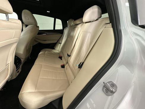 Used 2021 BMW X4 xDrive30i AWD/4WD image 23