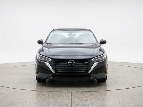 Used 2025 Nissan Sentra SV FWD image 2