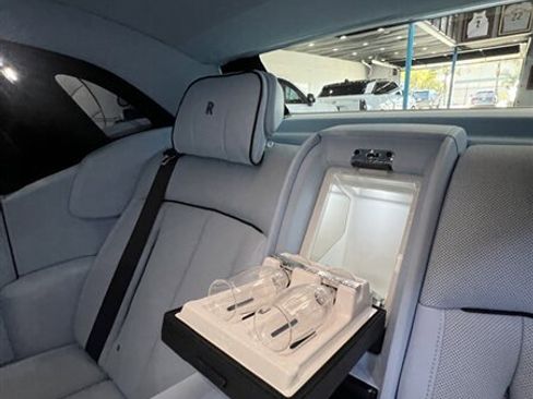 Used 2024 Rolls-Royce Phantom Sedan image 20