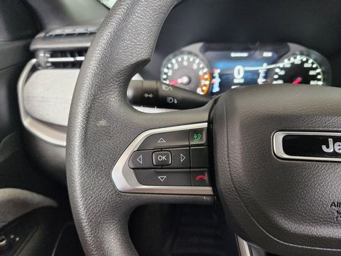 Used 2024 Jeep Compass Sport image 29