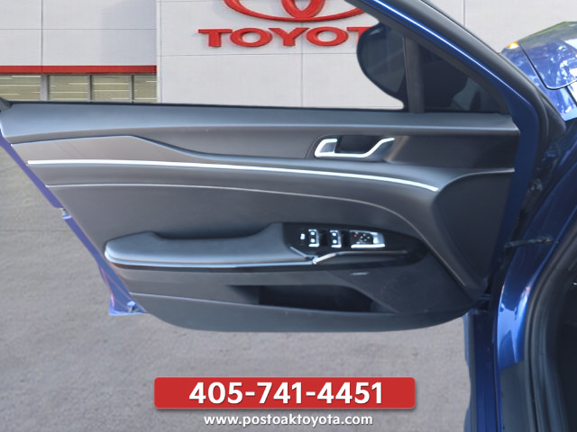 Used 2025 Kia K5 GT-Line w/ GT-Line Premium Package AWD/4WD image 13