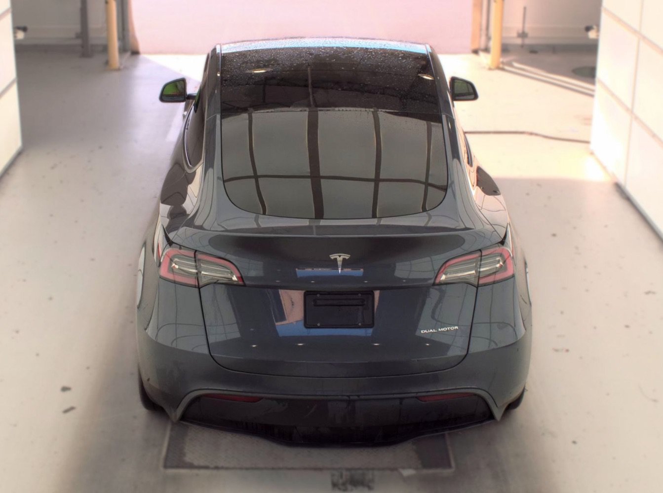 Used 2023 Tesla Model Y Long Range AWD/4WD image 4