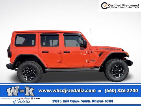 Used 2023 Jeep Wrangler Unlimited Rubicon w/ LED Lighting Group AWD/4WD image 8