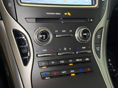 Used 2019 Lincoln Nautilus Reserve AWD/4WD image 25