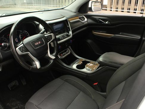Used 2020 GMC Acadia SLE w/ Driver Convenience Package FWD image 13