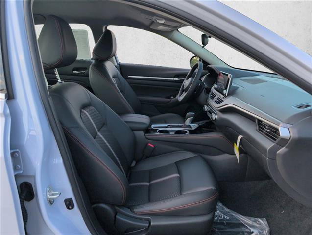 Certified 2025 Nissan Altima 2.5 SR FWD image 23