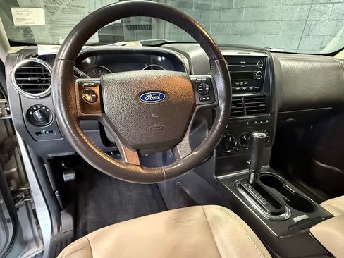 Used 2008 Ford Explorer XLT AWD/4WD image 11
