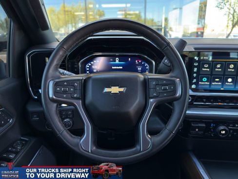 Used 2024 Chevrolet Silverado 3500 High Country w/ High Country Premium Package image 35