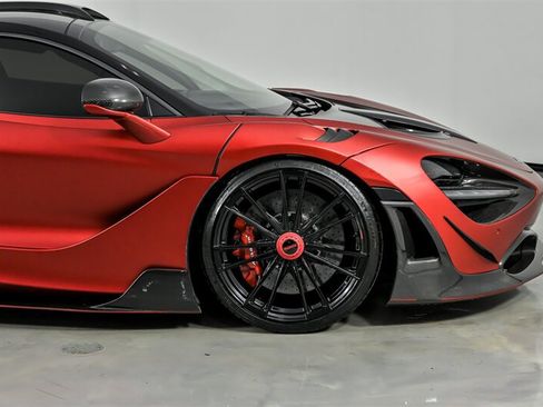 Used 2018 McLaren 720S RWD image 19