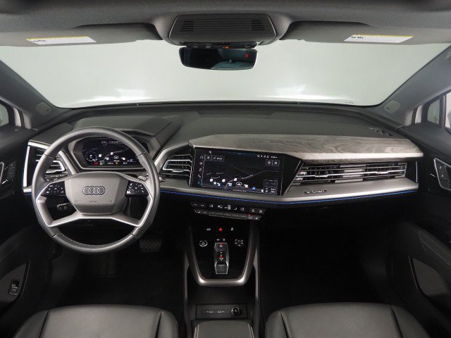 Used 2023 Audi Q4 e-tron Premium Plus w/ Premium Plus RWD image 3