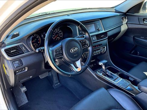 Used 2016 Kia Optima EX image 19
