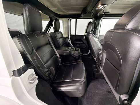 Used 2021 Jeep Wrangler Unlimited Sahara w/ Uconnect 4C Nav & Sound Group image 27