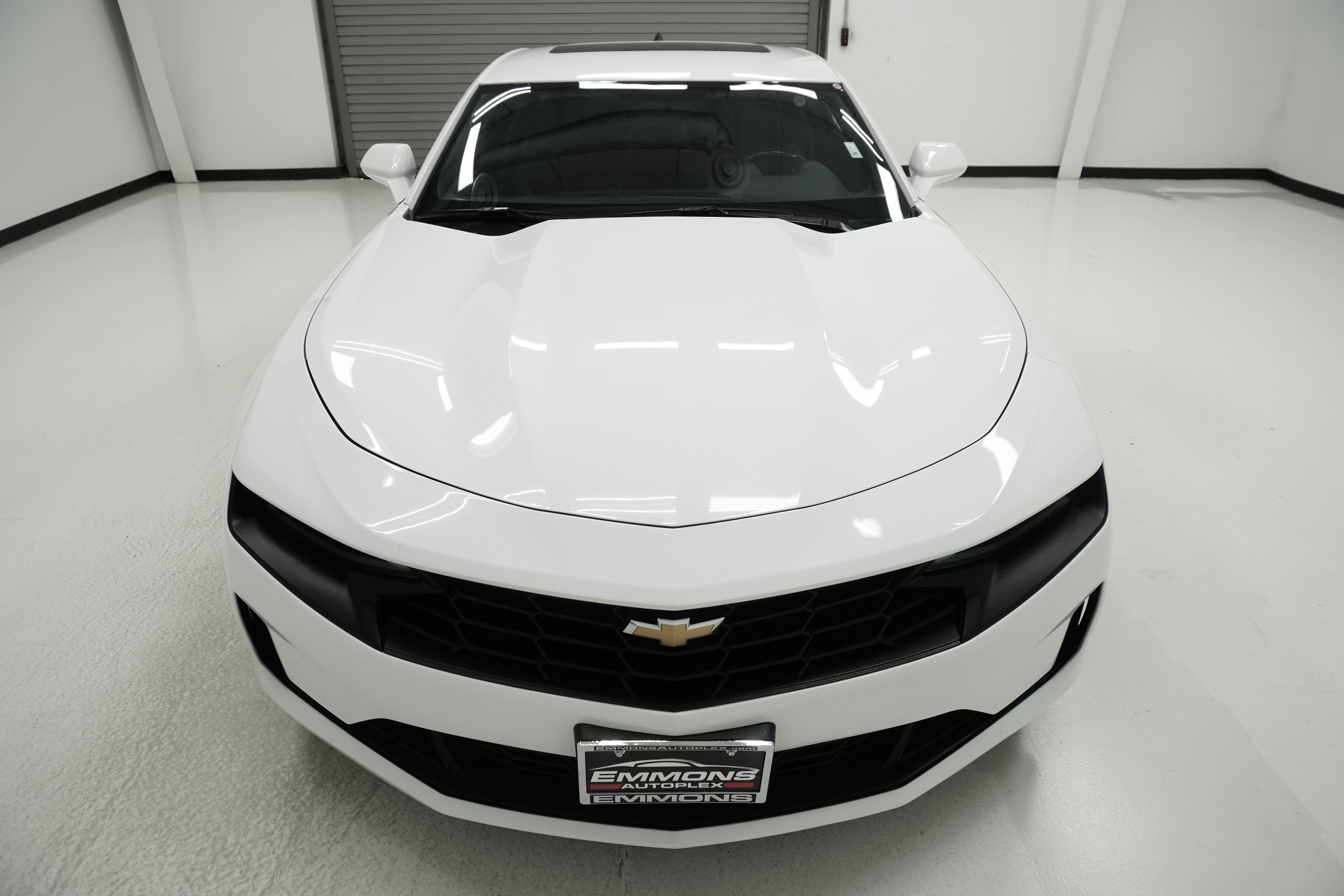 Used 2023 Chevrolet Camaro LT RWD image 2