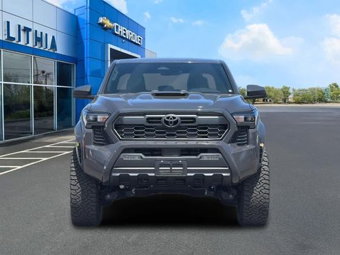 Used 2025 Toyota Tacoma TRD Sport AWD/4WD image 10