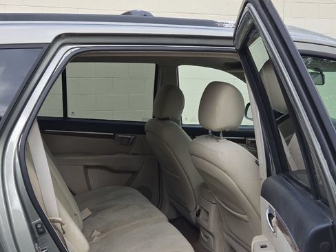 Used 2007 Hyundai Santa Fe GLS FWD image 6