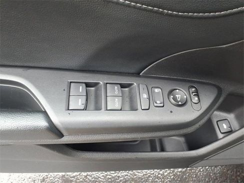 Used 2020 Honda Civic Touring image 8
