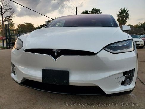 Used 2017 Tesla Model X image 5