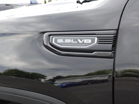 Used 2023 GMC Sierra 1500 Pro w/ Graphite Edition AWD/4WD image 16