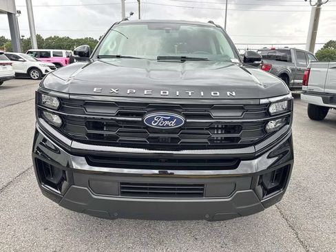 New 2026 Ford Expedition Active RWD image 2