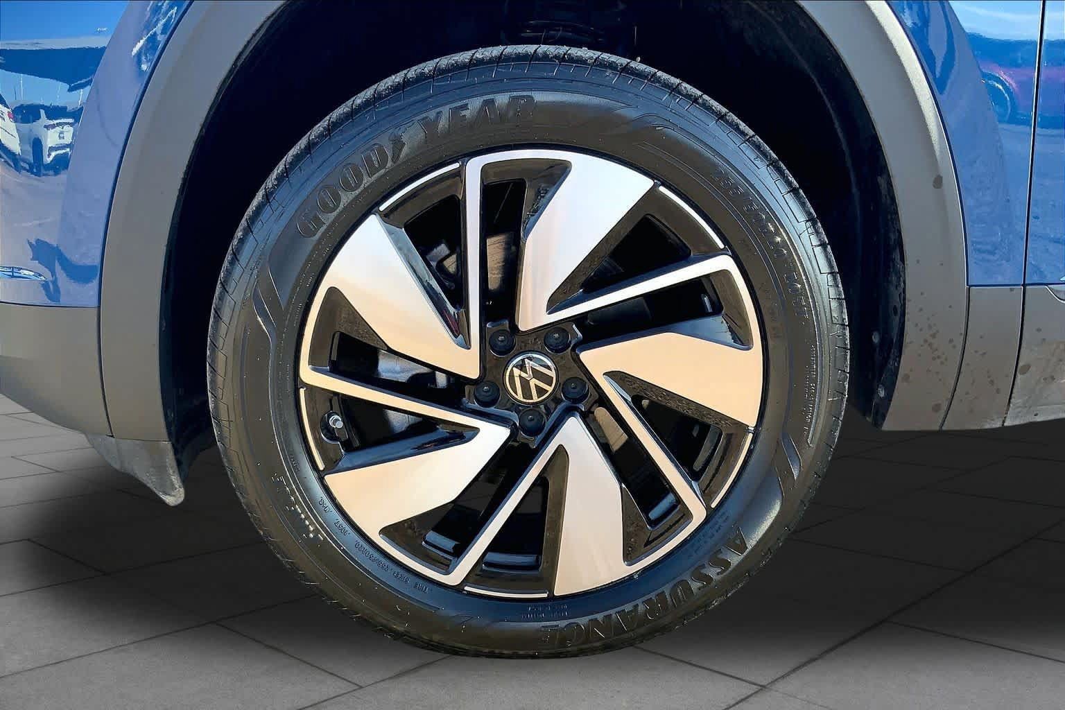 Used 2026 Volkswagen Atlas SE FWD image 10