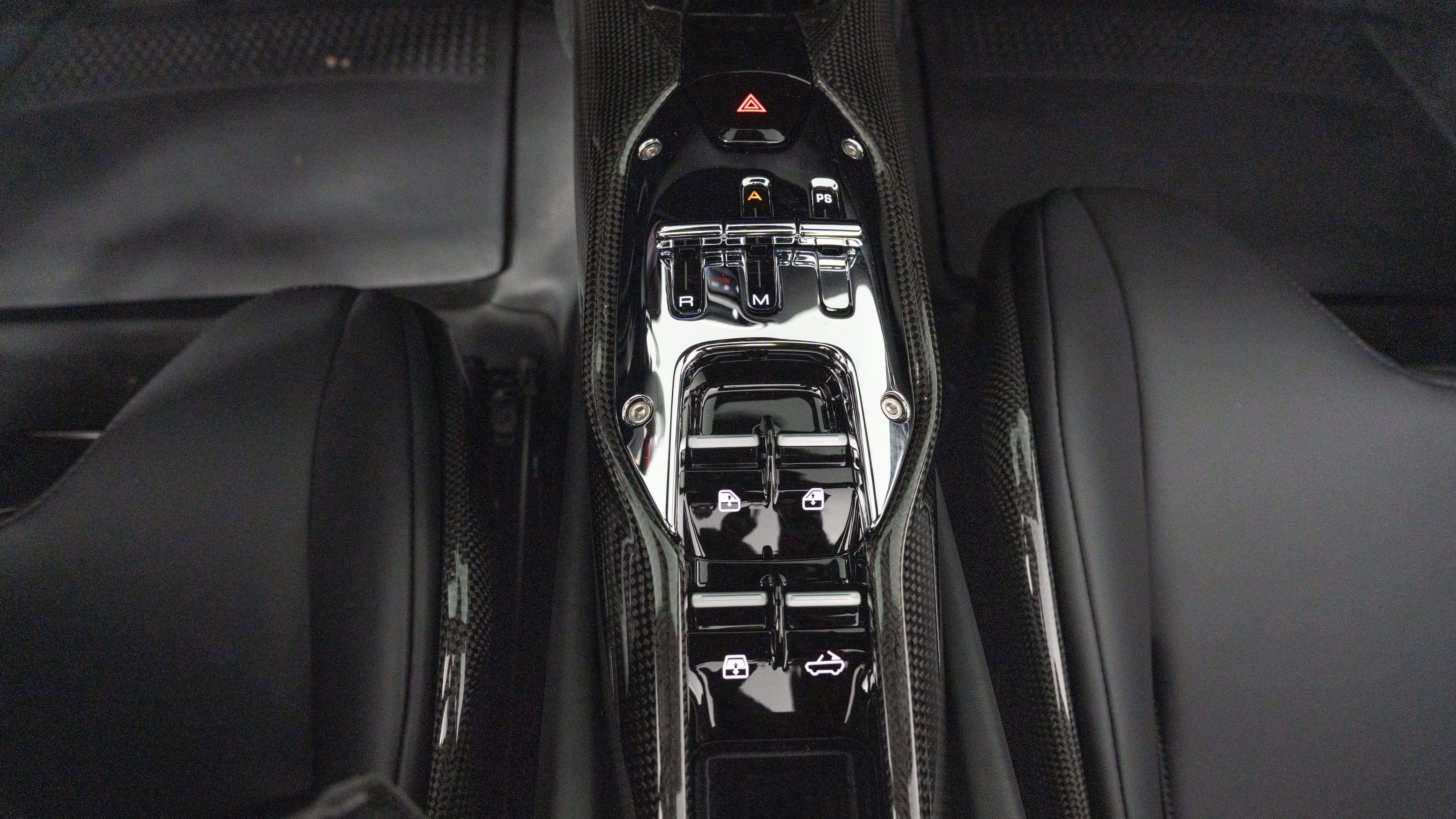 Used 2024 Ferrari 296 GTS RWD image 32