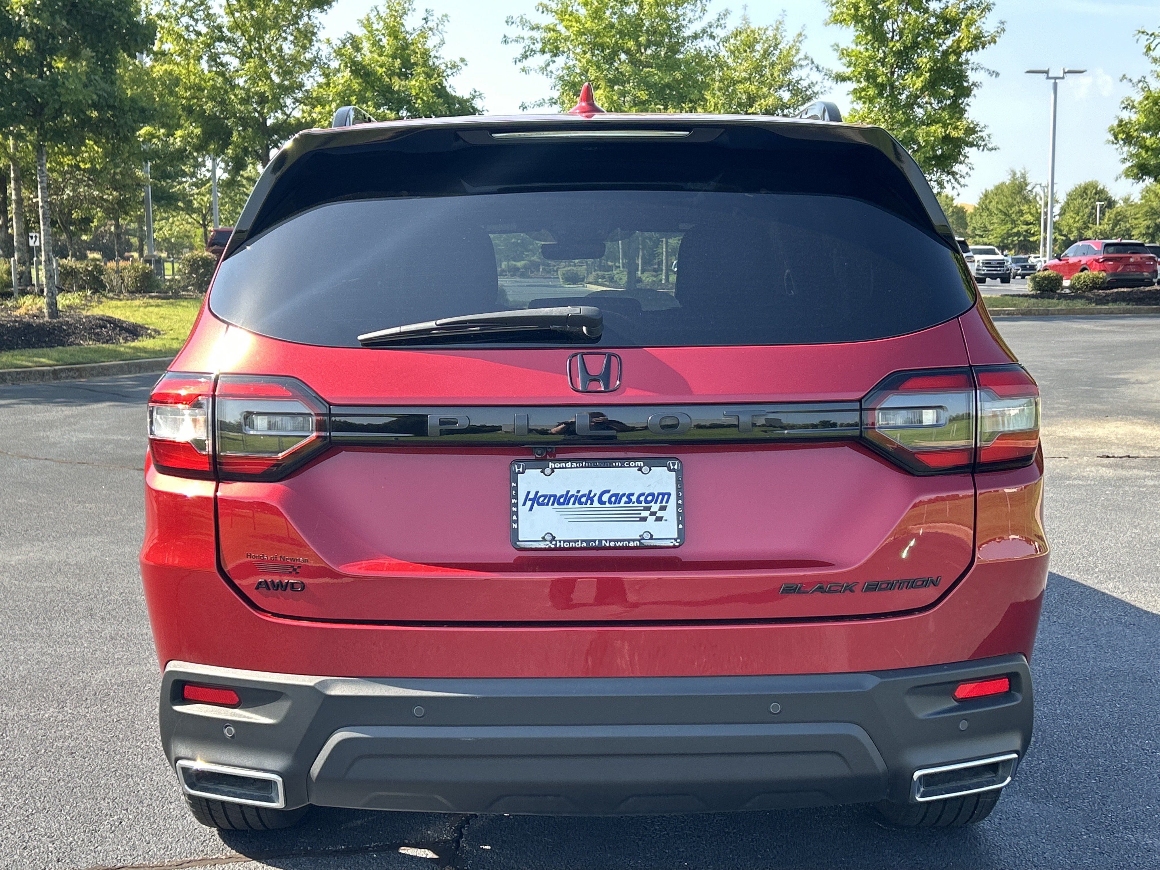 Certified 2025 Honda Pilot Black Edition image 8