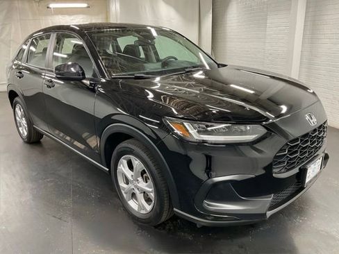 Certified 2023 Honda HR-V LX image 7
