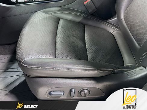 Used 2023 Buick Encore GX Essence w/ Experience Buick Package image 18