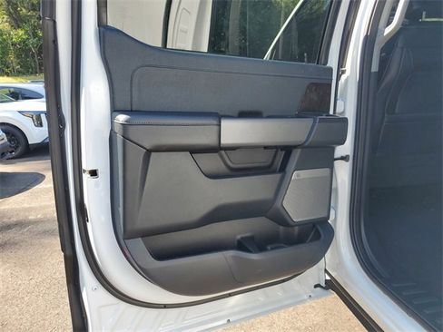 Used 2023 Ford F150 Lariat image 21