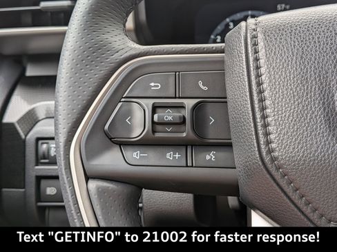 Used 2025 Toyota 4Runner Limited image 29