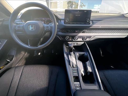 Used 2023 Honda Accord LX image 15