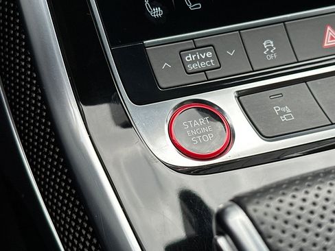 Used 2021 Audi SQ8 Premium Plus w/ SQ8 Black Optic Package image 26