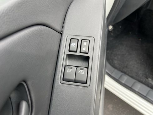 New 2026 Nissan Frontier S image 11