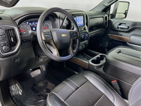 Used 2021 Chevrolet Silverado 3500 High Country AWD/4WD image 9