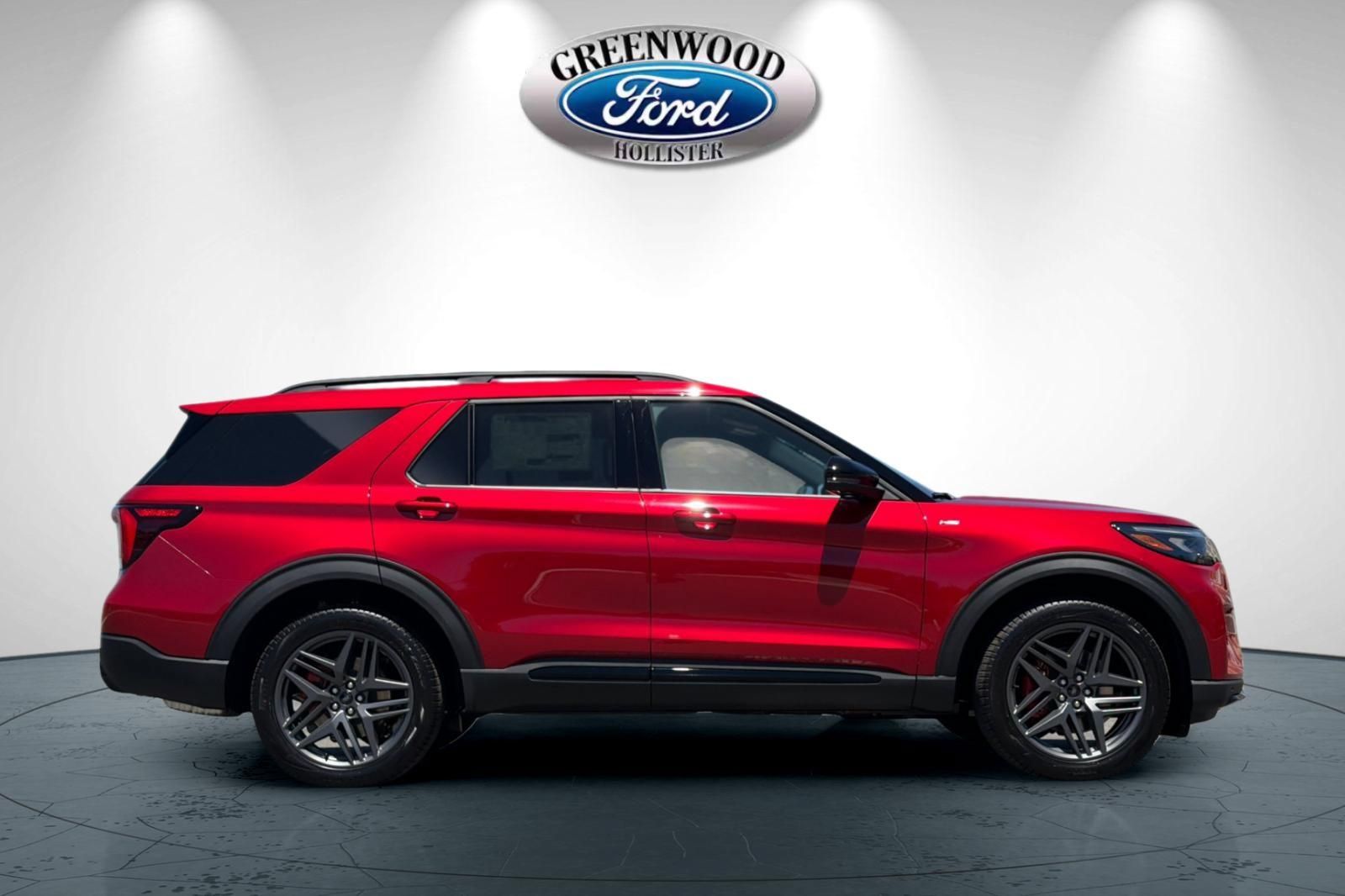New 2026 Ford Explorer ST-Line w/ ST-Line Street Pack AWD/4WD image 3