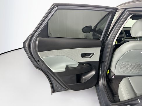 Used 2024 Hyundai Kona Limited FWD image 25
