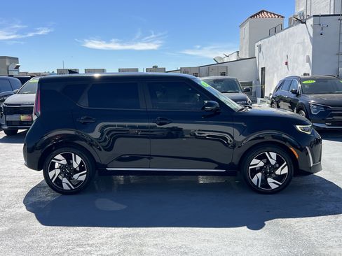 Certified 2023 Kia Soul GT-Line w/ GT-Line Technology Package image 9