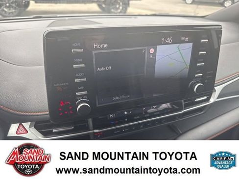 Used 2023 Toyota Sienna XSE image 23