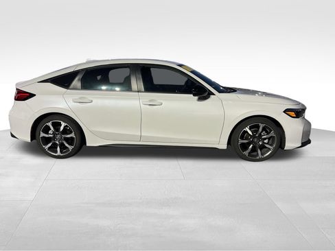 Used 2025 Honda Civic Sport Touring image 4