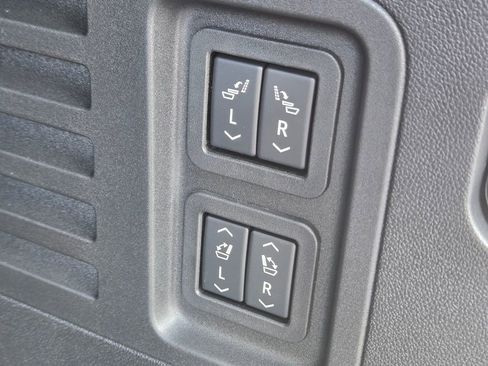 New 2026 Buick Enclave Sport Touring w/ Power Package image 12