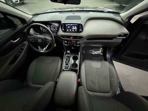 Used 2020 Hyundai Santa Fe SE image 9