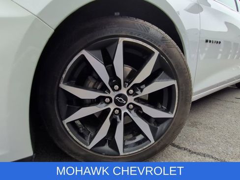 Used 2024 Chevrolet Malibu RS w/ LPO, Floor Liner Package FWD image 33