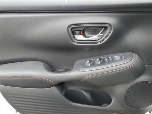 Used 2025 Honda HR-V Sport image 14