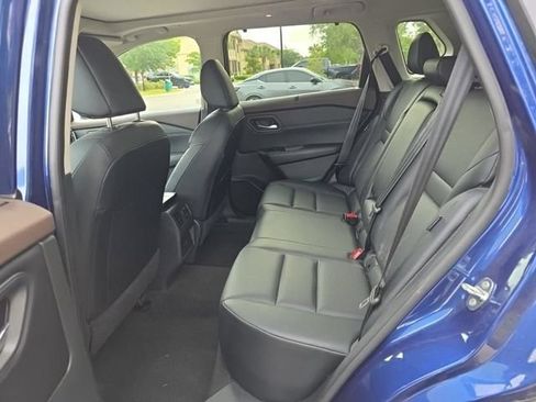 Used 2023 Nissan Rogue SV w/ SV Premium B Package AWD/4WD image 3
