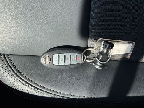 Used 2025 Nissan Altima 2.5 SR image 22