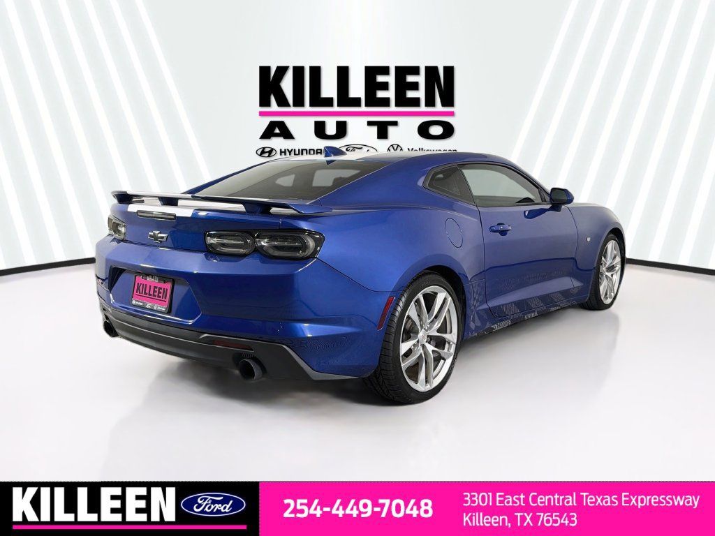 Used 2023 Chevrolet Camaro SS RWD image 9