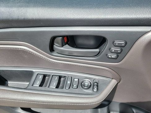 Used 2019 Honda Odyssey EX-L image 28