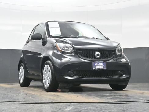 Used 2016 smart fortwo passion image 27
