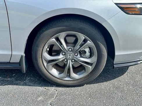Used 2023 Honda Accord EX-L image 32